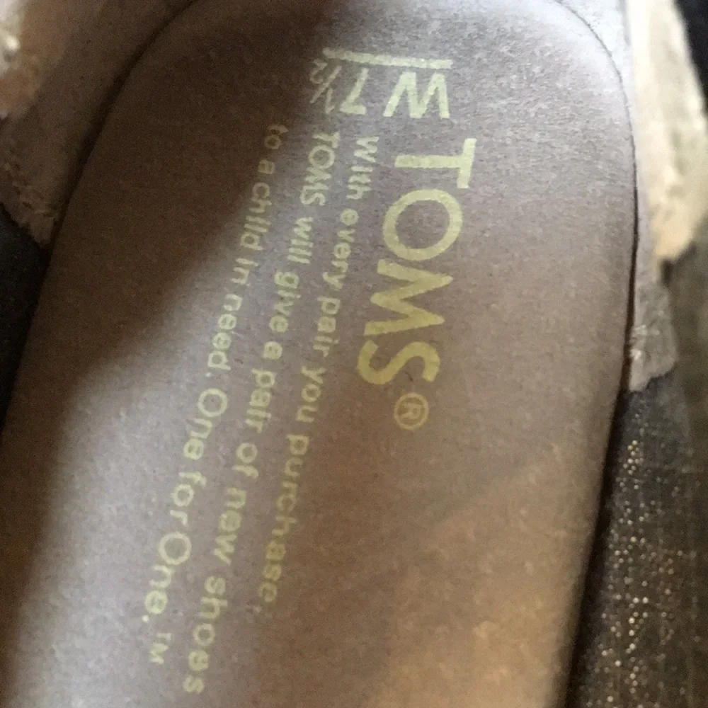 Toms black velvet